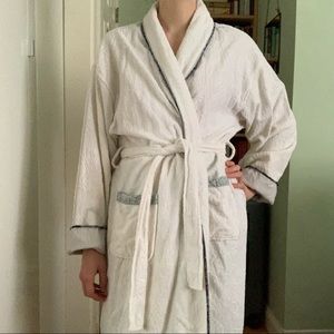 Anthropologie bath robe LAST CHANCE (before I donate it)